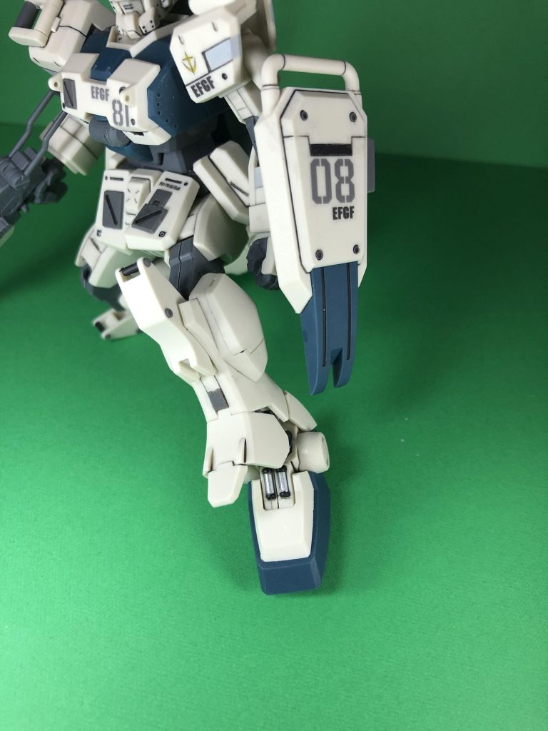 部分塗装にフォーアーティストマーカーシルバーを使うのにハマっています、キラッとかっこいい