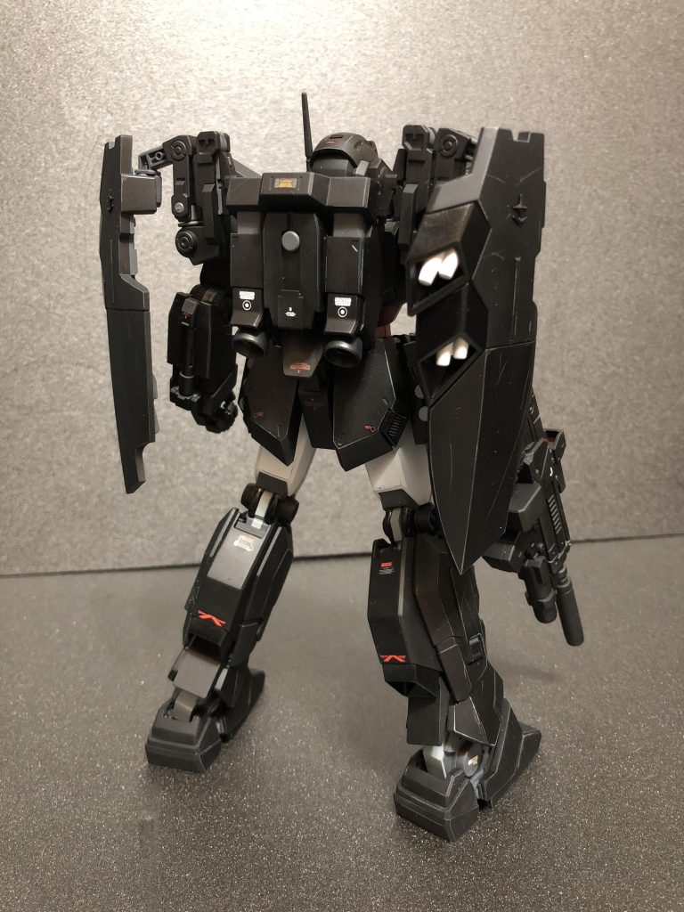 バックショットです。ダブルバインダーが見やすいと思います。