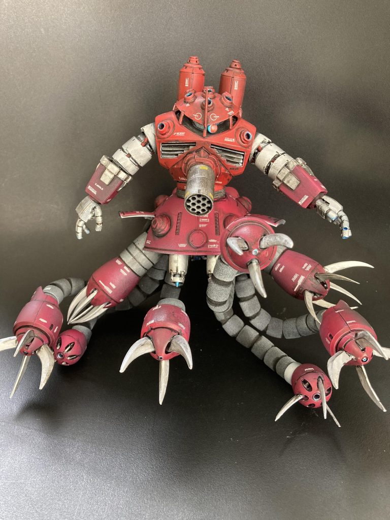 タコ脚は試作実験機の宿命で水陸両用MSから寄せ集めた為、色んなアーム混載仕様です。