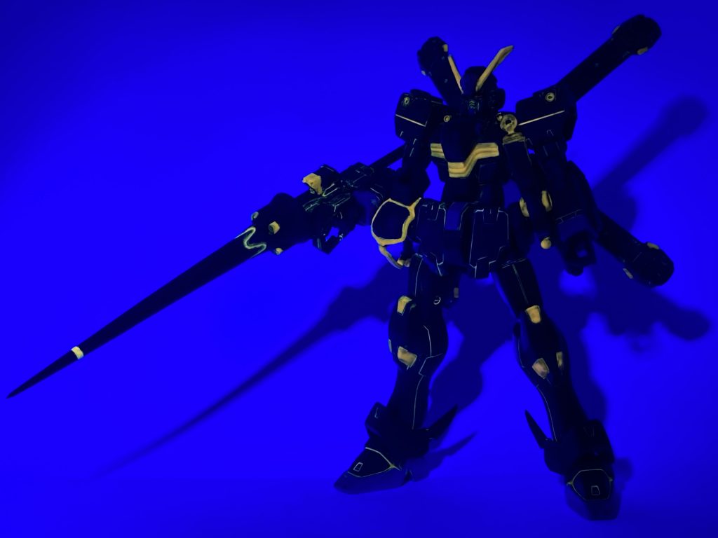 ブラックライトを当てるとこんな感じに。これがやりたかった♨️