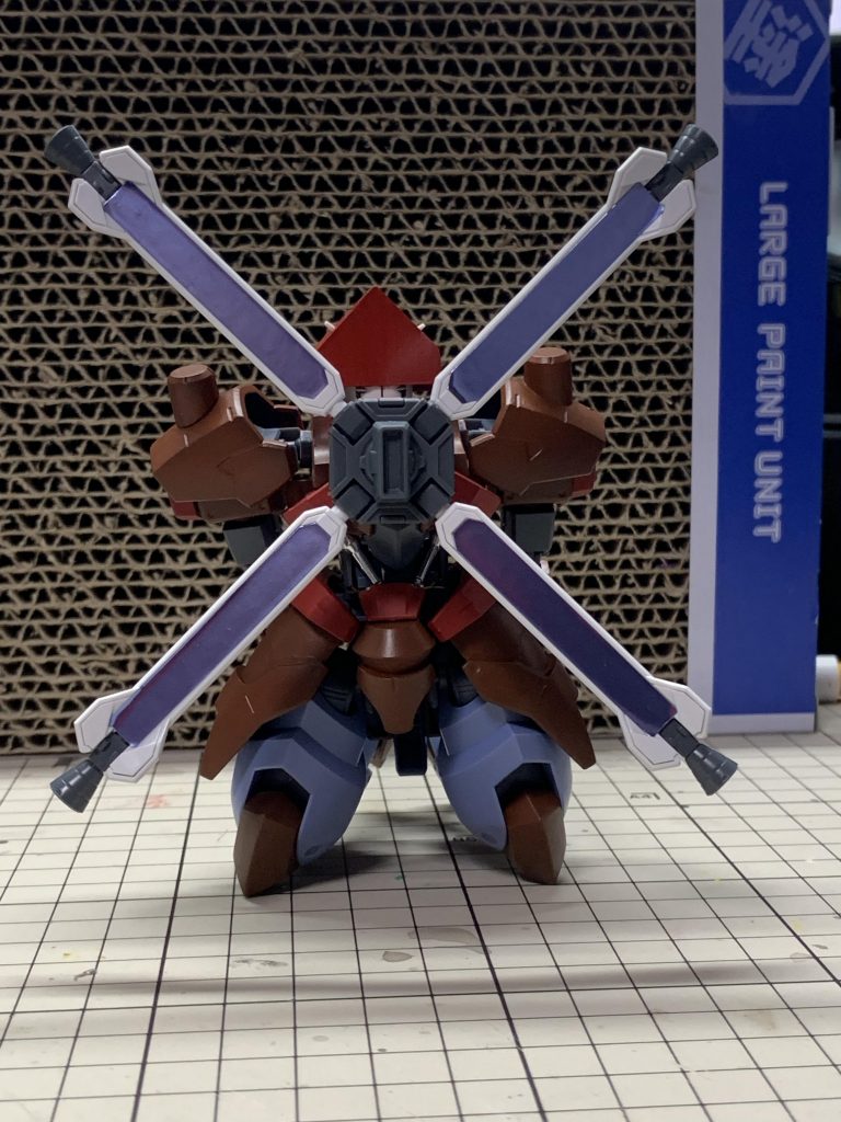 「背中を向けたな、馬鹿め!!」無防備にも背中を晒した相手には容赦なくサテライトキャノンを叩き込むぞ!卑怯、あまりにも卑怯!それでこそネオオランダ!(なおネオオランダ政府は世界観が違う等のクレームは一才受け付けておりません、あしからず)