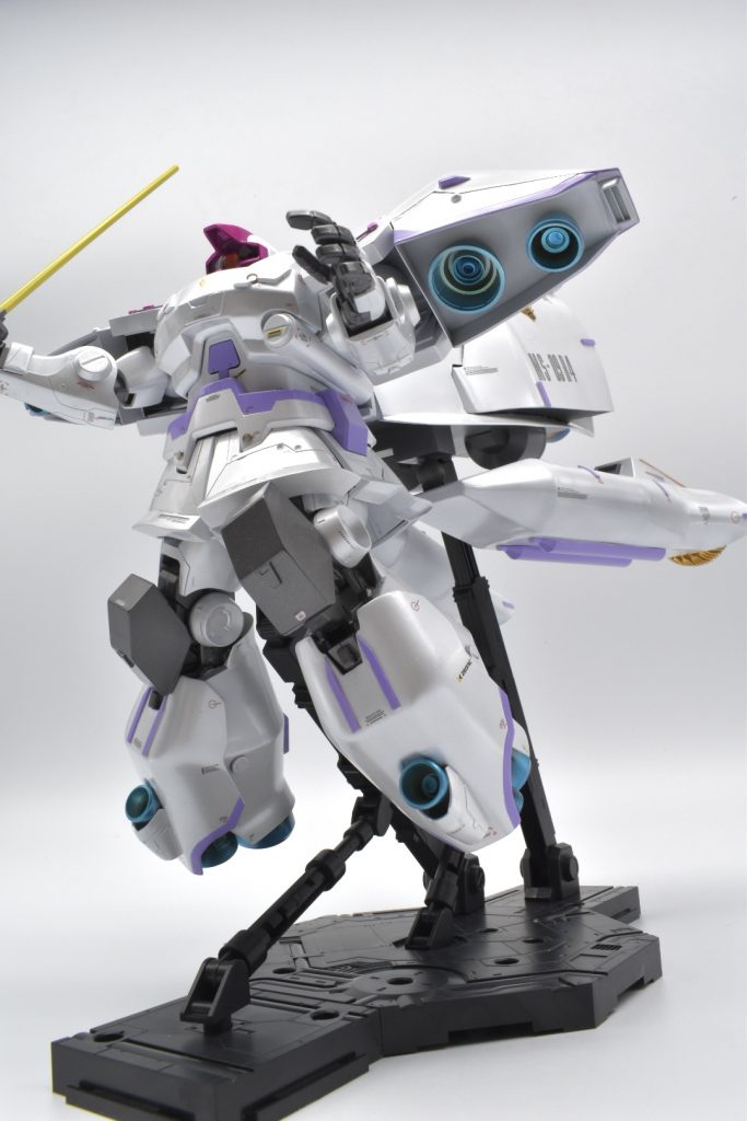 ショルダーにもバーニアを装備しました！