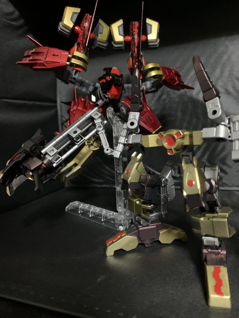 サポートメカ「デーモン」格闘強化メカで両腕が伸びるドラゴンハングが特徴的な機体です。あれ？デーモンなのにドラゴンハングなの？？笑笑