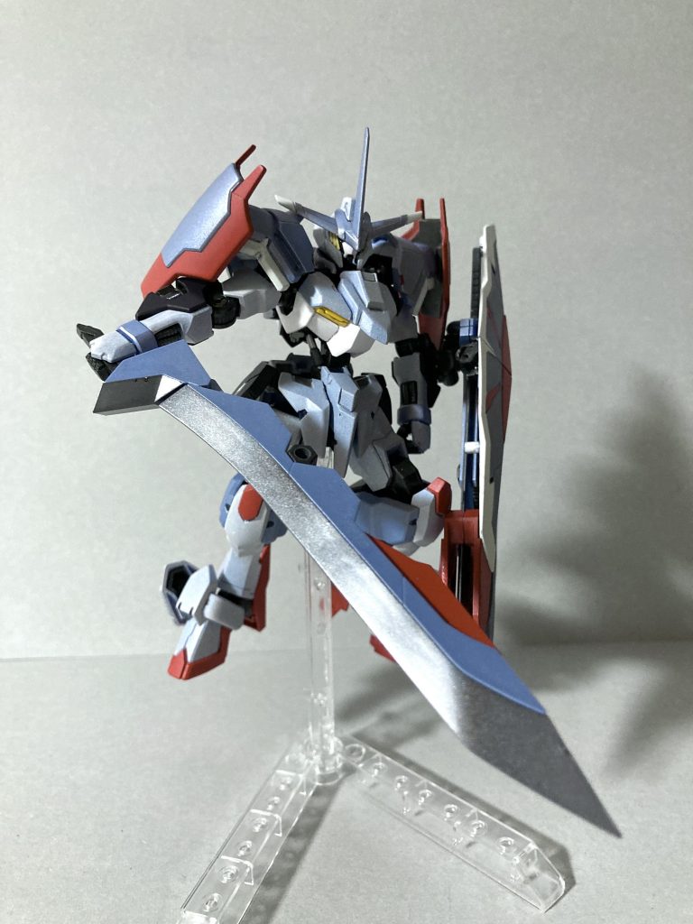 サイドブレードを装備。