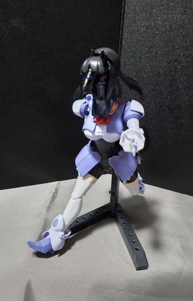 「勝負から逃げるのは………それ以下じゃないのよ！！！」このときの決して諦めない走りっぷりで彼女のファンになった者は多かったらしく、レース後には何故かギャンの売れ行きも上昇し、売り切れとなった店が続出したらしい。※みどりのマキバオーのサトミアマゾンのセリフを参考にしています。