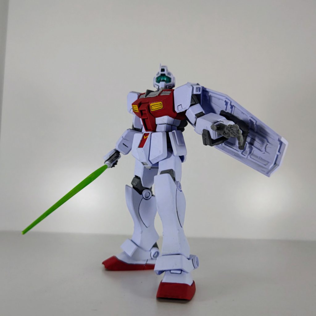 個人的には、このビームサーベルと一体型になった手首が好きですね。表情が豊かです。