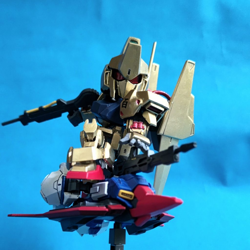 ボーナスパーツでウェイブライダーを作ってますこれで、頭の中にあった百式の膝立ち（オン　サ　ウェイブライダー）が実現できました