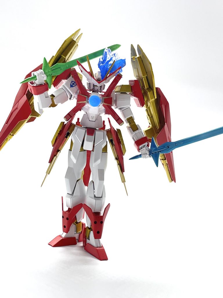 元々スタードライバーが好きで、ガンプラでタウバーンを作りたい!と思い、ミキシングに挑戦しました!