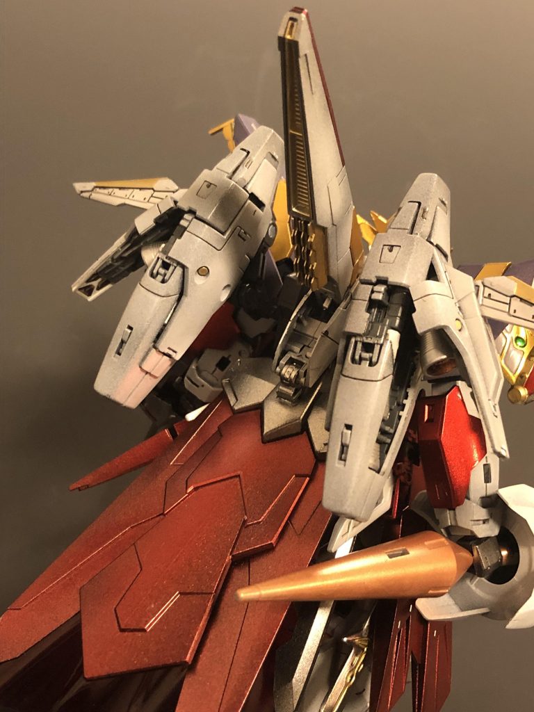 バックパックのテールスタビライザーにもそれっぽく。マントの裏面にも取り入れたのですが撮影をし忘れ。