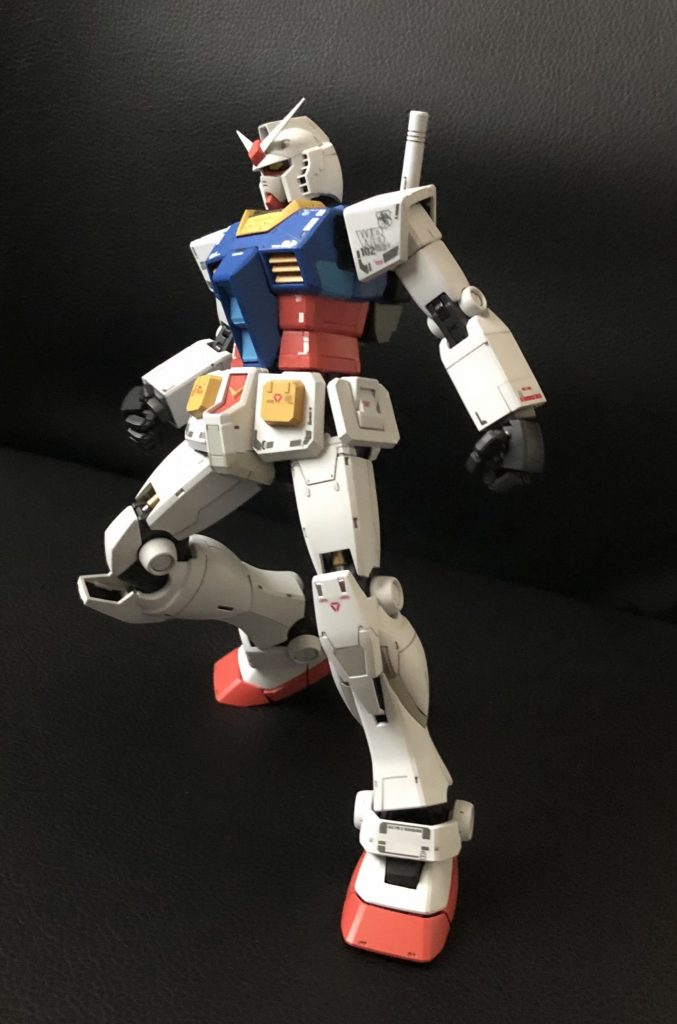 ver.2.0は内部フレームに使用してます。オリジンの膝可動は廃止してます。