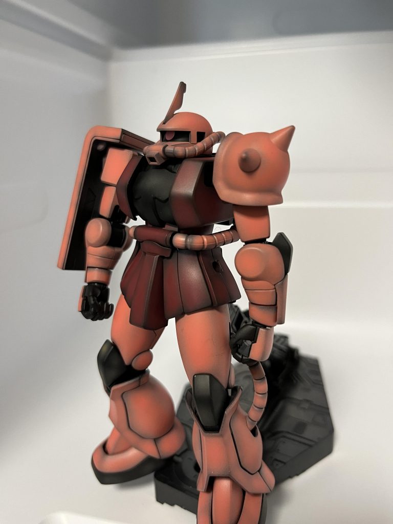 HG シャア専用ザクⅡ–3枚目/制作者：Syogogogogogogogo