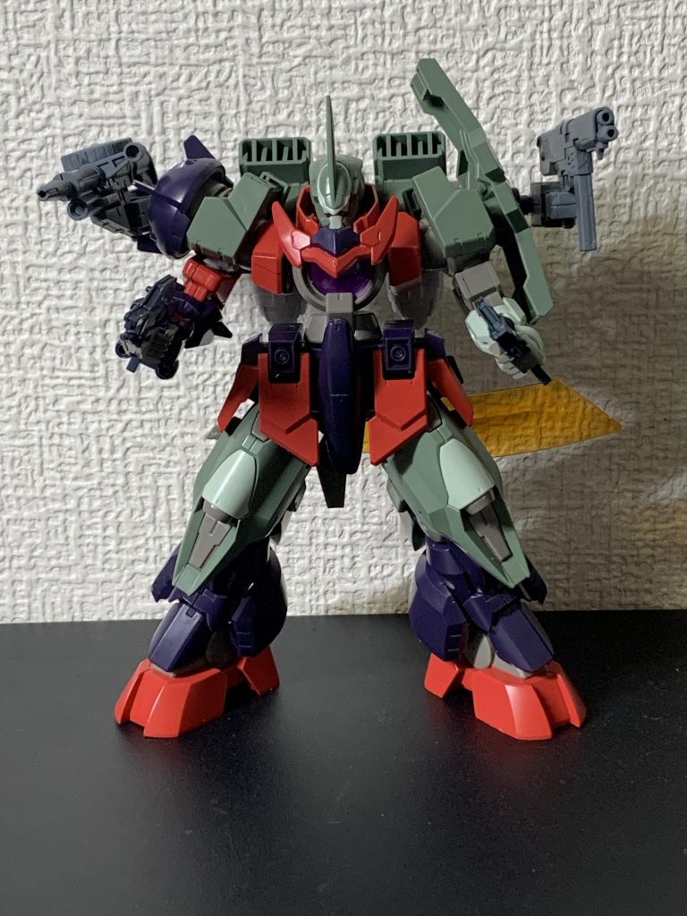 ビームと実弾両方による弾幕