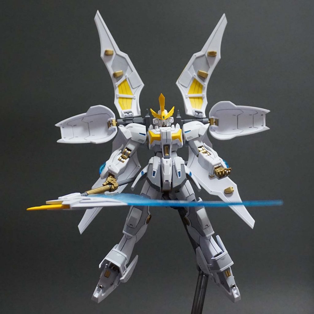 降臨ポーズにて