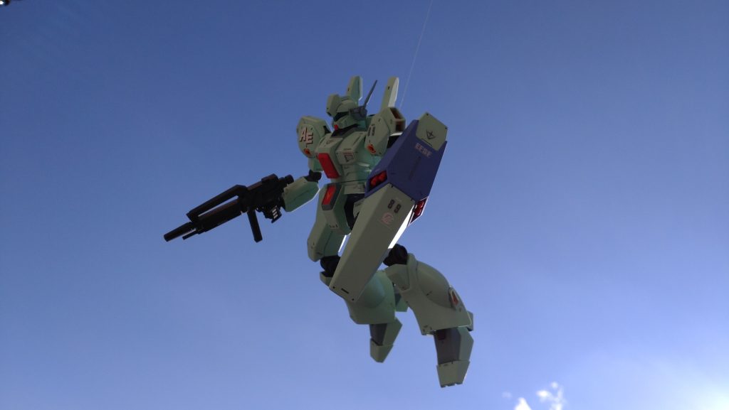 降下の加工前画像。釣り糸が見えます。