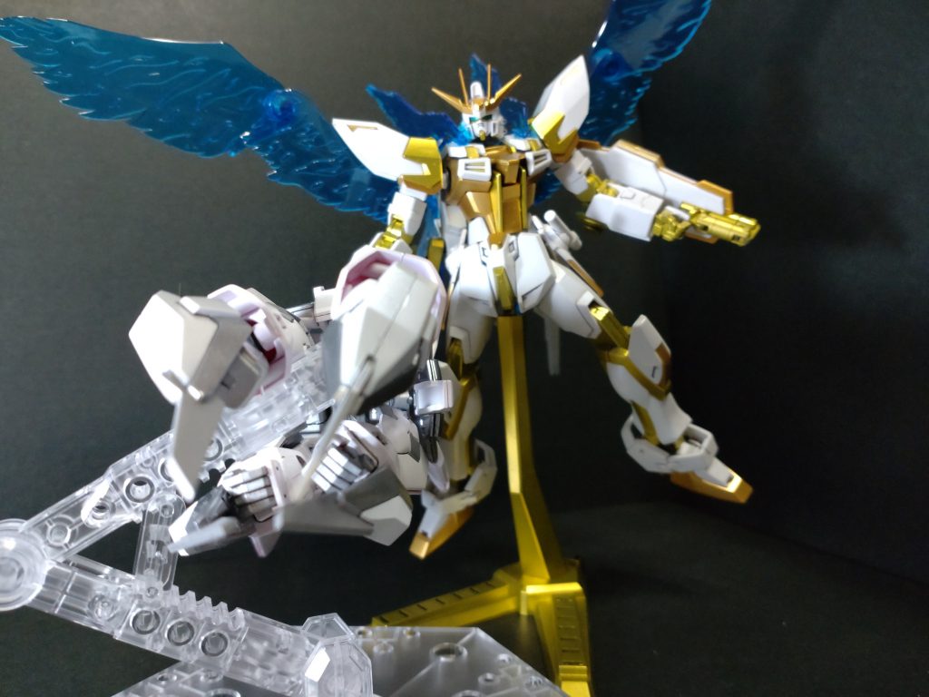 ランス突撃いや、重すぎて自立ムリ！