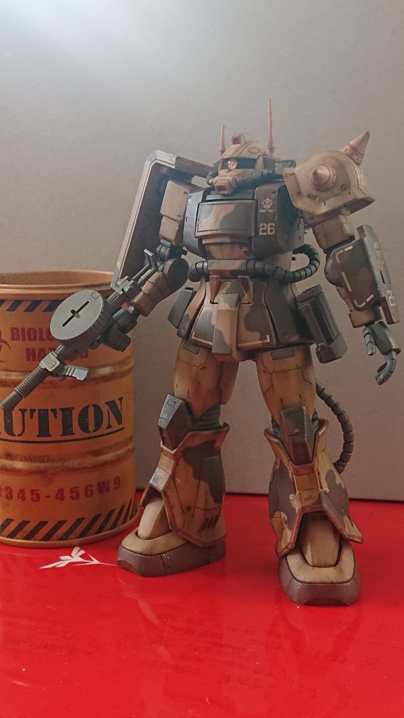 何故かドラム缶と記念撮影…⁉️