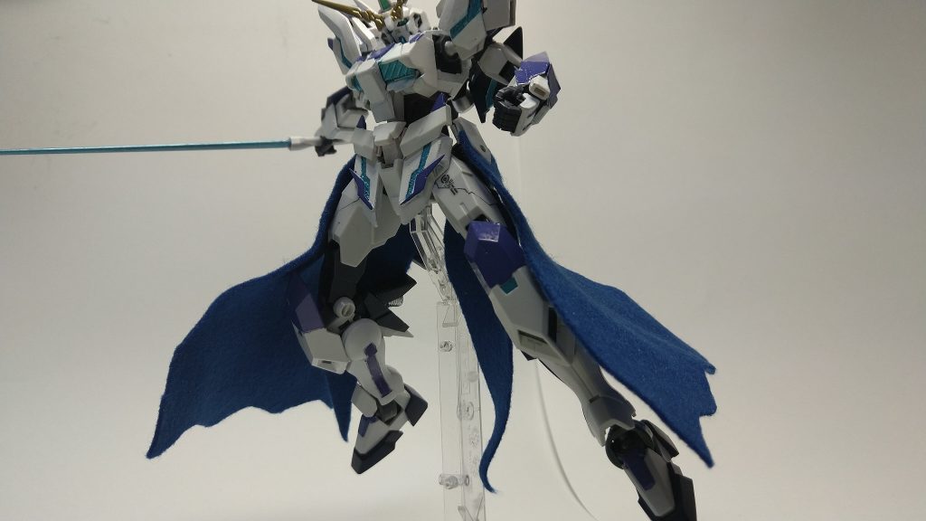 ABCマントスカートのように装備された対ビーム兵装。サイド、リアのアーマーに装備されている。フェルトで作りました。プラスチック以外異素材を組み合わせるのはなかなか楽しいです。