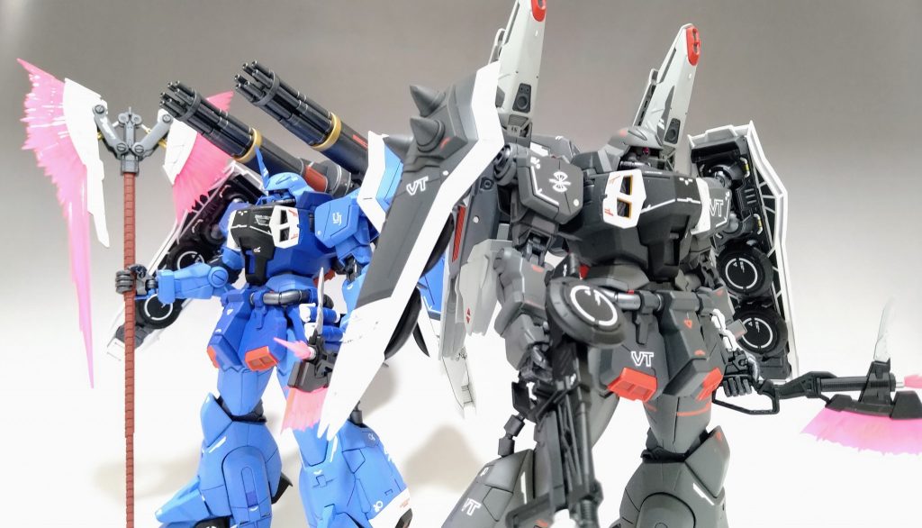 最後にイザーク機と。これが撮りたかった。MGでグフイグナイテッド出ないかなとちょっと期待。