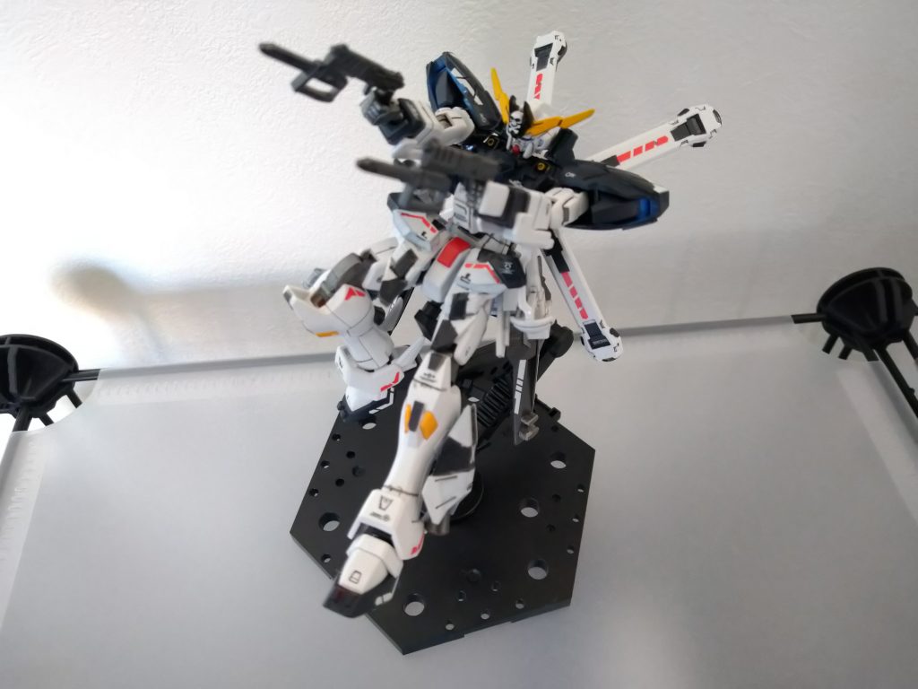 銃についている先っちょの剣…これどうやって使えばいいんだよ…刺して撃てばいいのか…？