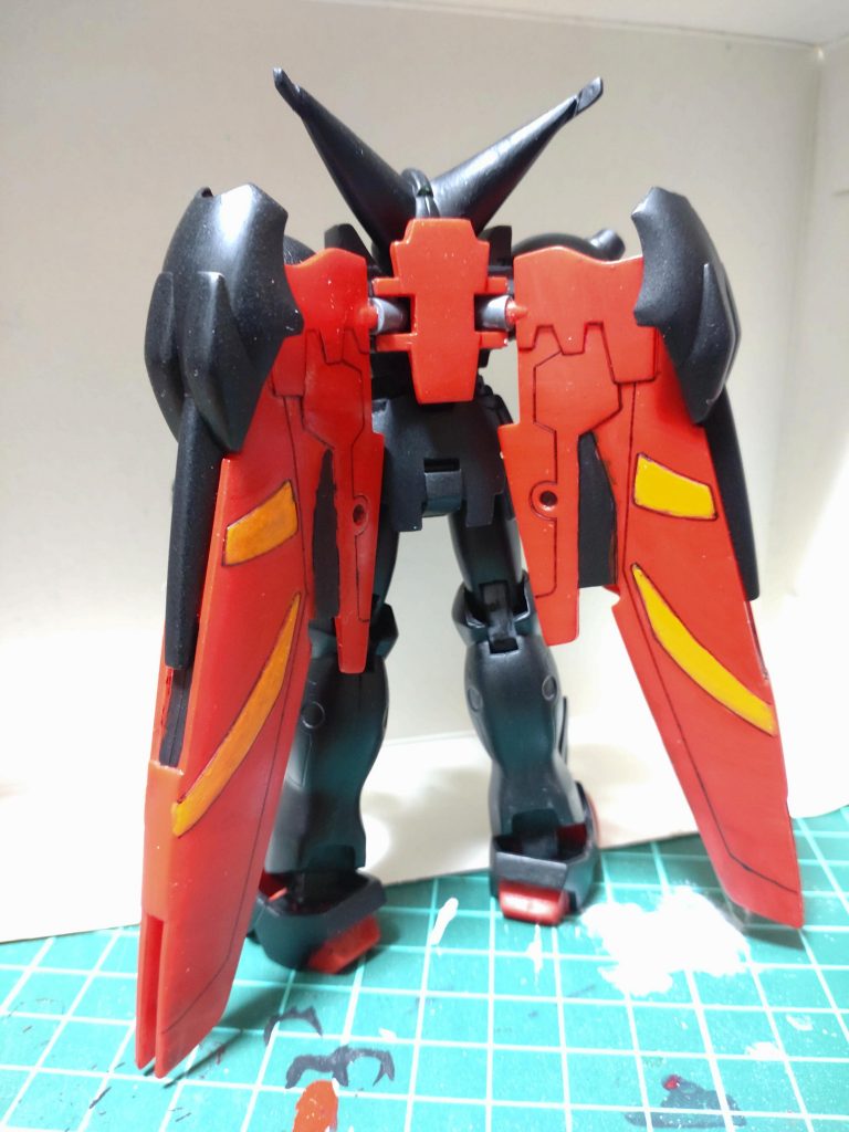 寸づまりな印象が多いＧガンキットシリーズですが、マスターはスタイル良いです。スタビライザーが大きく動くギミックがあればもっと良かったですね。