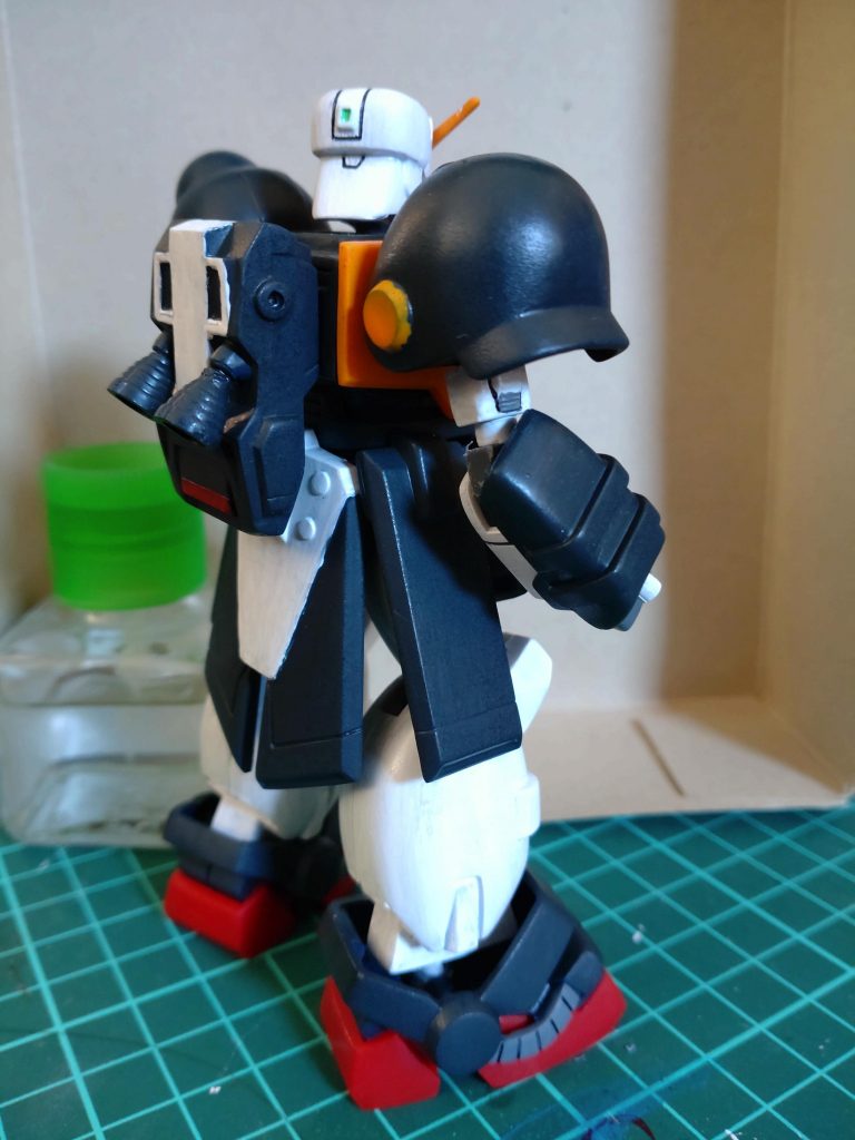 後ハメ加工の必要も無く、複雑な色配分では無いので塗装もしやすかったです。ローズはもう3年くらい作りたく無いです 笑