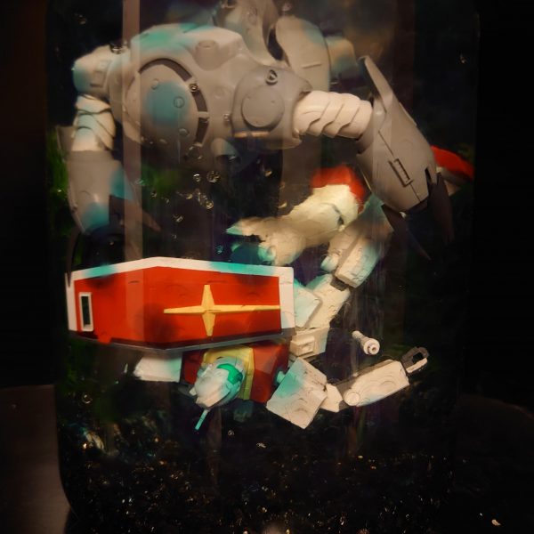 水中の激闘　GMvsズゴックE