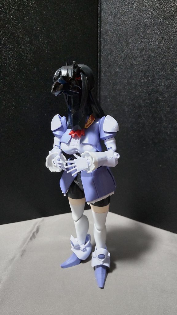 ○設定などとある地方にギャンを愛する一族がおり、そこに所属しているUMA娘がギャン子ショーグンである。彼女自身もギャンを愛するあまり、服装もギャンを模したものになっている。今回は中央のGBNのレースに挑戦するという形で遠い故郷から遠征してきたのだった。走りに関しては、大きい身体の割に俊敏でスタミナも抜群。実際、地方では負け無しで、中央でどのような結果を残せるのか注目である。