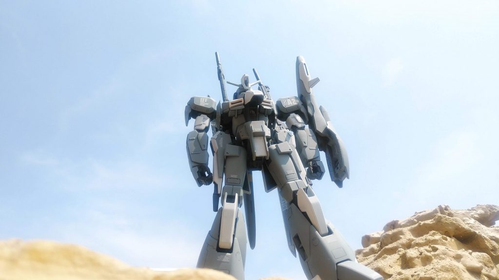 自作のジオラマに配置。