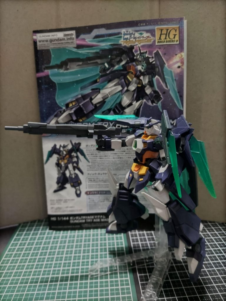 TRYAGEマグナム横向きノーマル。シンプルにカッコいいですね。