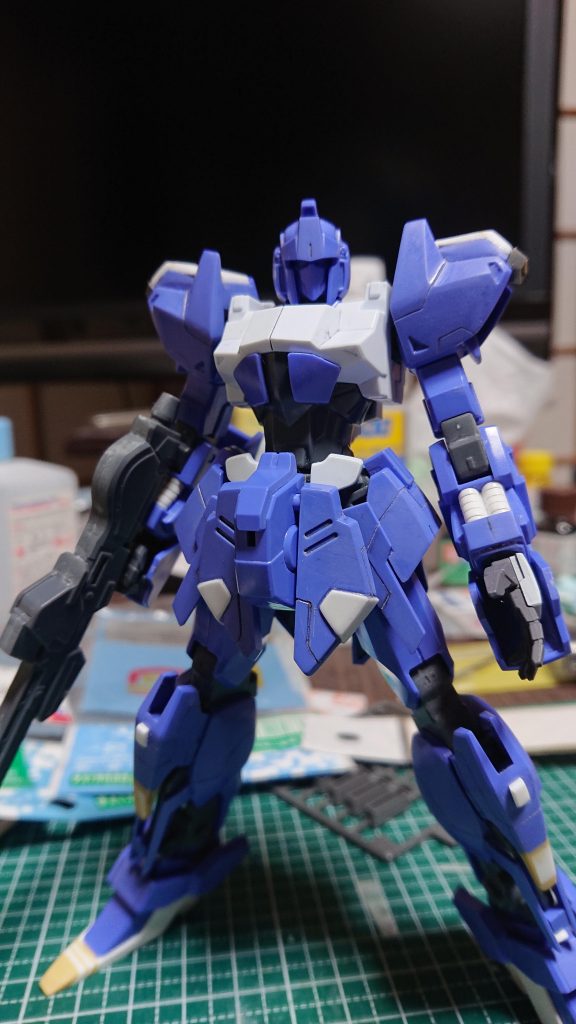 スジボリ プラ板 