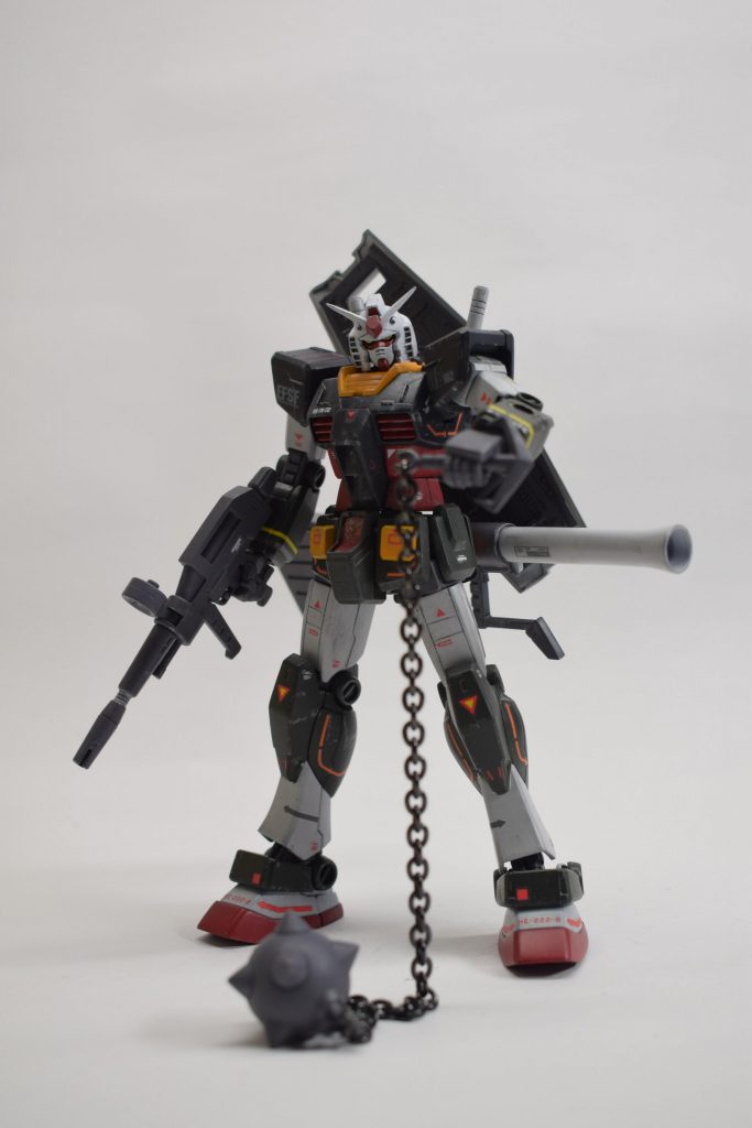 武器をもたせて。全部載せはかっこいい。