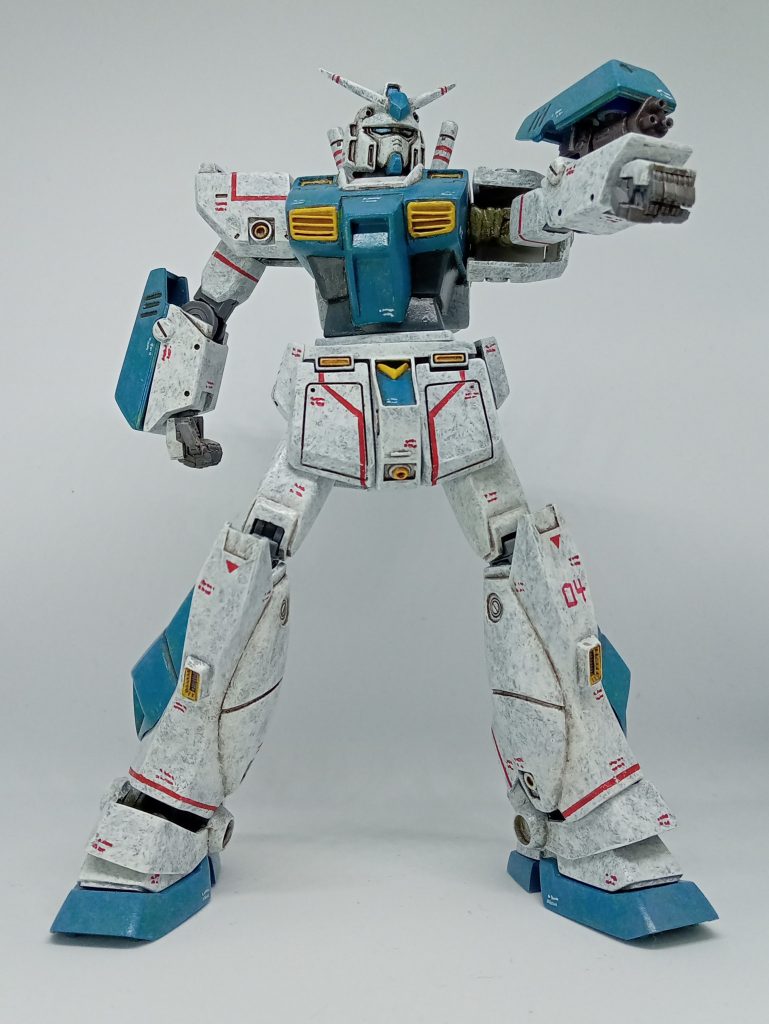 ガトリングのギミックは旧キットのまま。銃口の開口だけやってます。