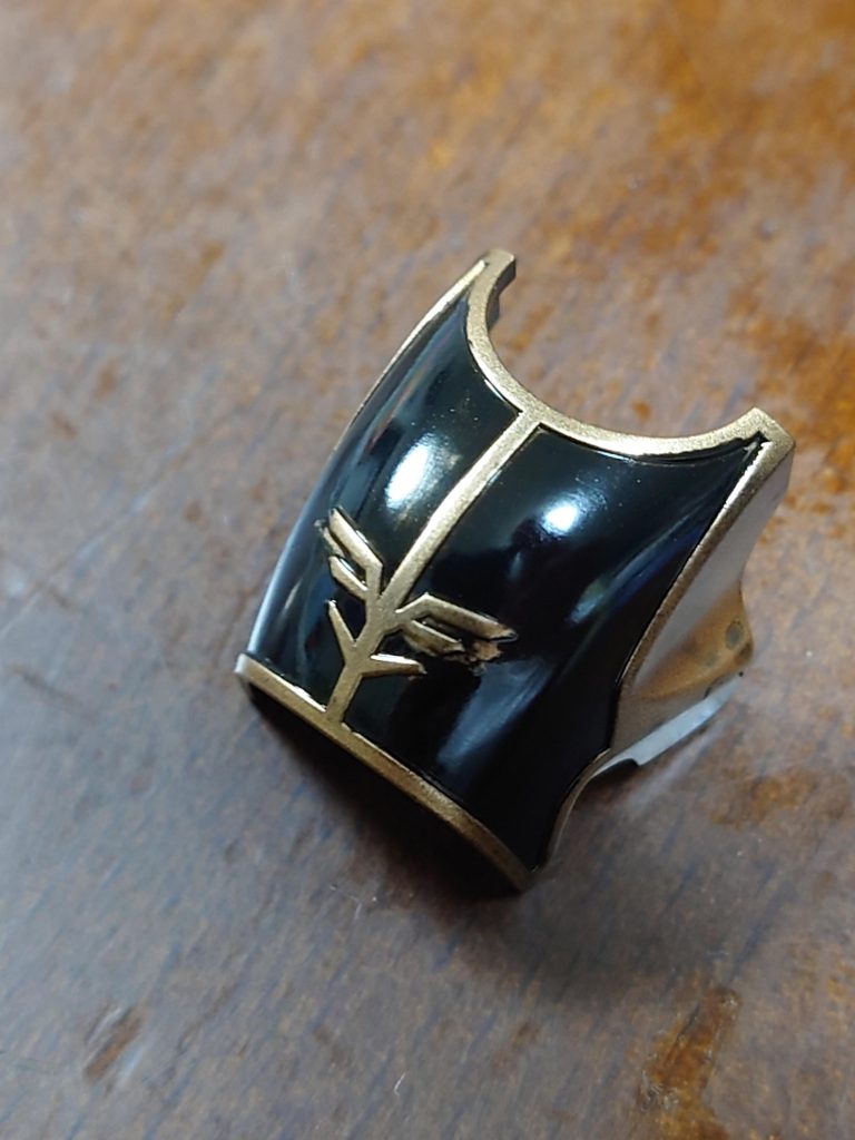 最後にマジックリン綿棒拭き取りで再現!エングレービング頑張りました!ちょいハミ出したのは後で筆塗りで直しました