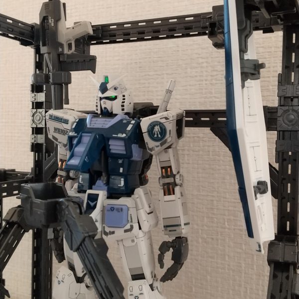 ガンダムベース限定　MG RX-78-2 ガンダムver.3.0 ＆　MS汎用ハンガー