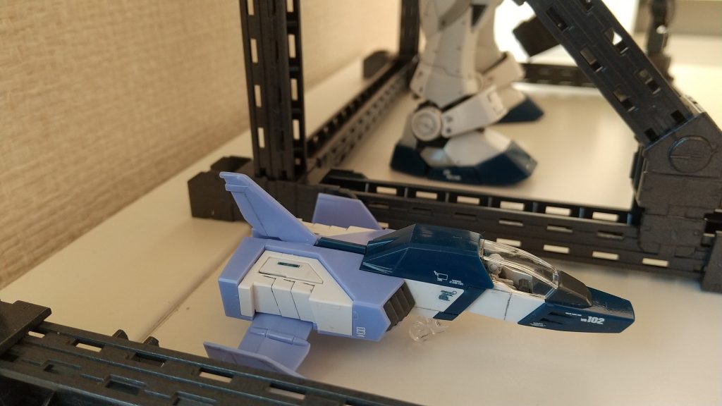 ブルーを基調としたガンダムベースカラーは、めちゃくちゃかっこいいと思います。特にコアファイターがいい。