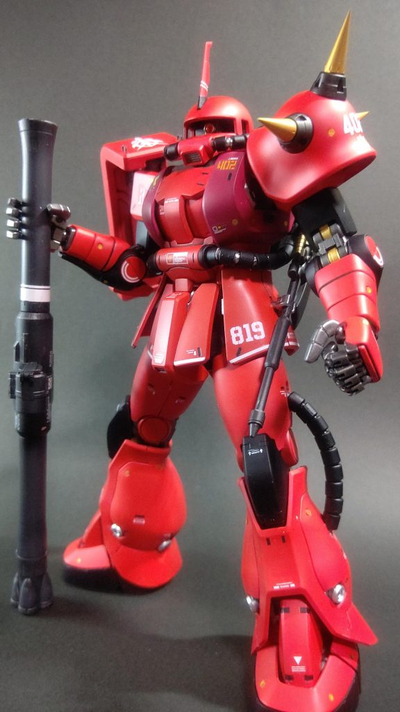 バズーカは汚しとドライブラシをやり白ラインのデカールも使ってます。