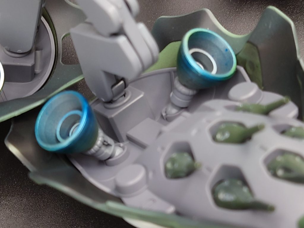 バーニアを青焼け塗装っぽくしてみました。