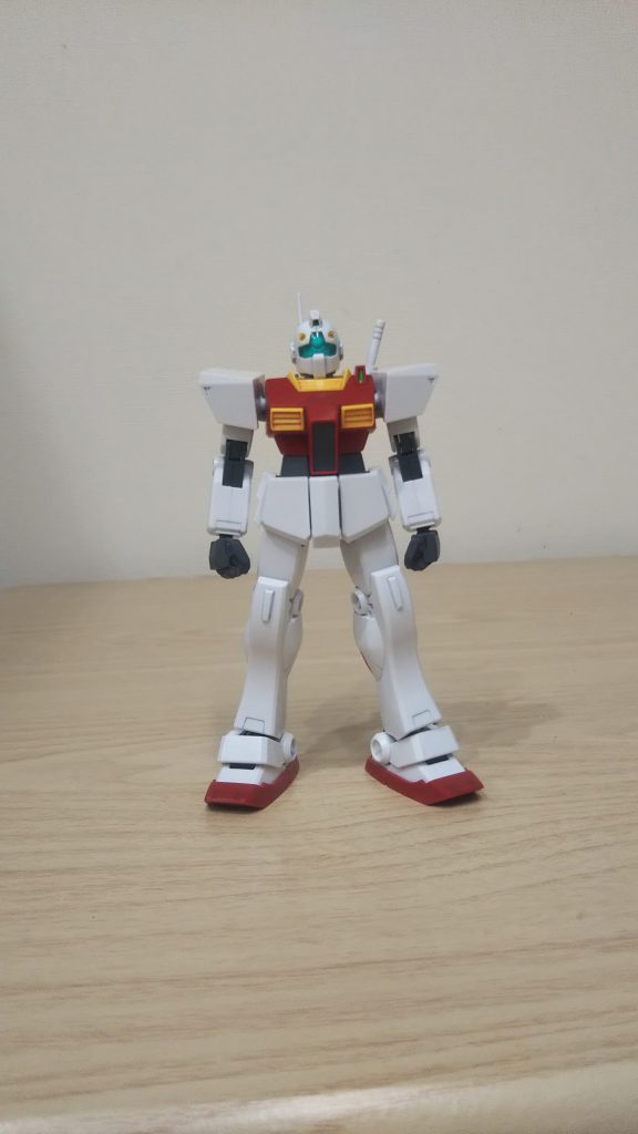 正面 センサーはラピーテープを貼りました。あきのこないシンプルなデザインがいいなぁ~ やっぱ老眼にはスラスター部分塗装は厳しいなぁ~けど頑張った❗️😤 最後までご覧いただきありがとうございました🙇今年中に もう1体ぐらいは製作してガンスタに投稿したいなぁ~と思ってます😊温かい目で見ていただければ幸いです。アドバイス コメントありましたら よろしくお願いします。では よいガンプラライフを😆