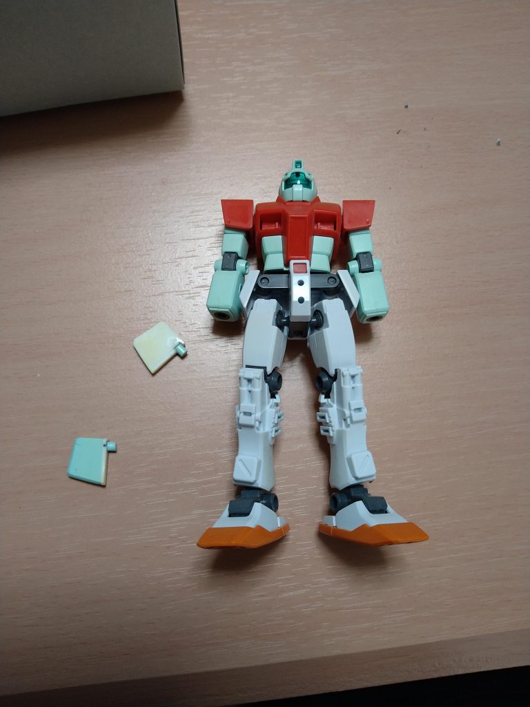 強襲型ジム–2枚目/制作者：@shihuku_1990