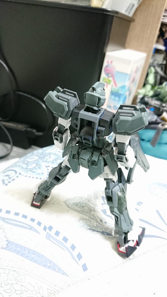 ストライカーパックのコネクターを採用している。ランチャーストライカー、ソードストライカーを装備することもある。