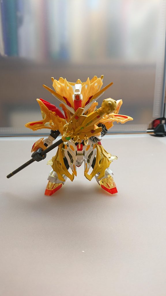 しかし悟空達が絶体絶命のピンチに陥った時は彼らを守る為に金剛錫杖の真の力を解放する！