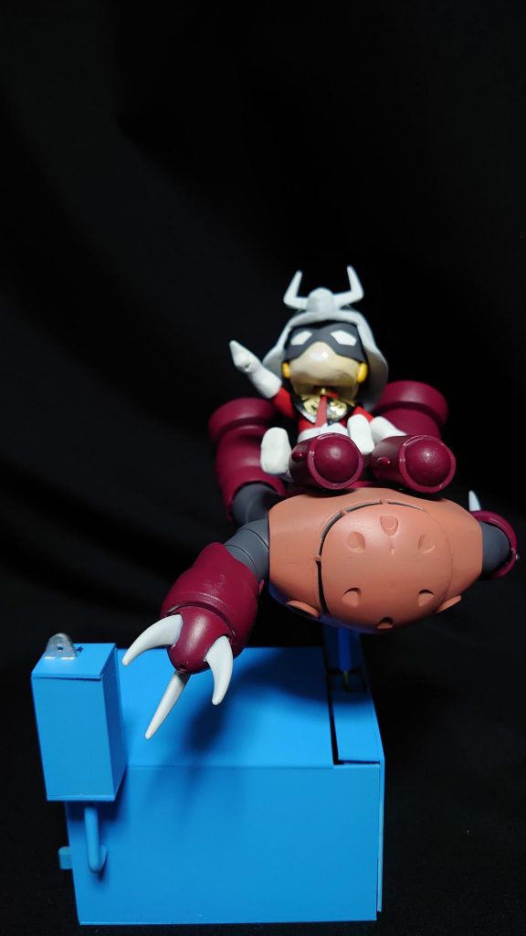 コイン投入部はランナーのコーナー部を切り取っています。