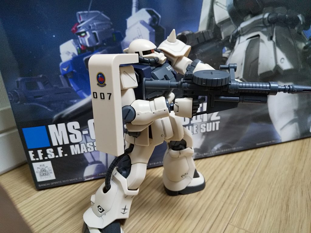 トリントン基地のデカール。1/144は入手できなかったので、MG用で小さめを使用。