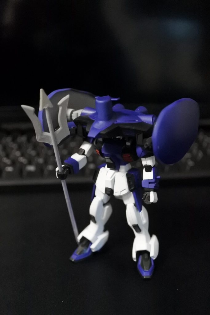 潜航形態にもできますが、ニーズヘグ×4と推進器はオミットしました。潜望鏡と魚雷発射管は3Dプリンター製、ゲシュマイディッヒ・パンツァー(と頭部ゴーグル)はペットボトル製です。