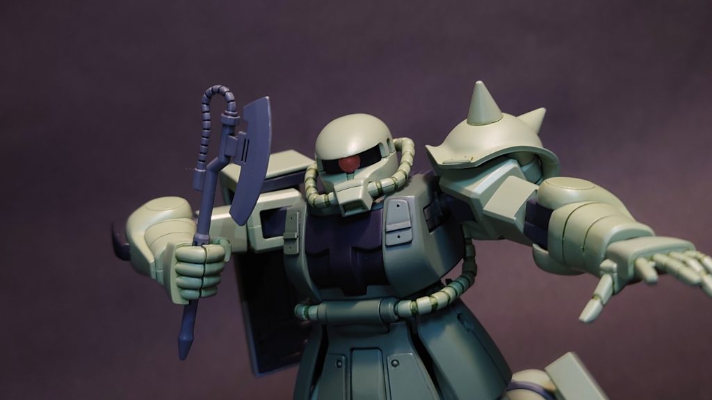 ザクはヒートホークも似合いますね♪