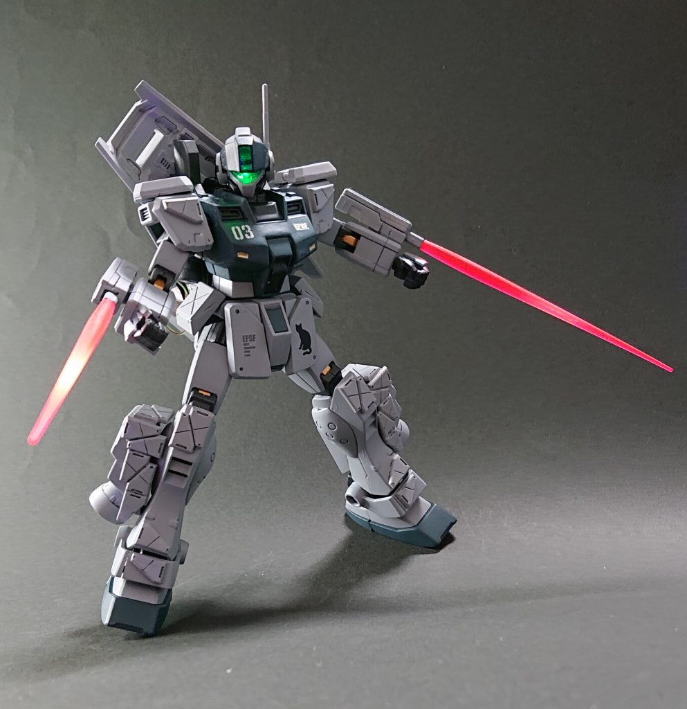 最後、完成品の画像から1枚。なんだかいい感じにピントが合ってキリッとした感じになりました😼✨今回はタッグコンペでパートナーさんに急きょお誘いいただき作成を開始しました😲~💨よって元から構想があった訳でも無く、且つ、期限も短めだったのですが、タッグで意見出しやイメージを共有しあって作成した結果、とても満足いくものが作れました😃完成した機体(自分の作品)を見たとき、(ジム系なので当たり前といえばそれまでですが😅)パワードジム/ジェスタ/ペイルライダーあたりを取り込んだようなものにも見えました👀(※個人の自惚れた感想です🙇💦)まぁ、どれも好きな機体なので無意識にそういう方向に進んだのかもしれませんが、それらオリジナルの方の機体もいつか作りたいなあって改めて思いました😊イツニナルコトヤラー🐢💦以上、今回も長々と失礼しました🙇最後まで見ていただきありがとうございます!😌🍀