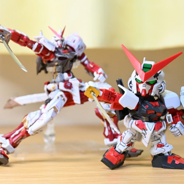 SD　ガンダム・アストレイ・レッドフレーム