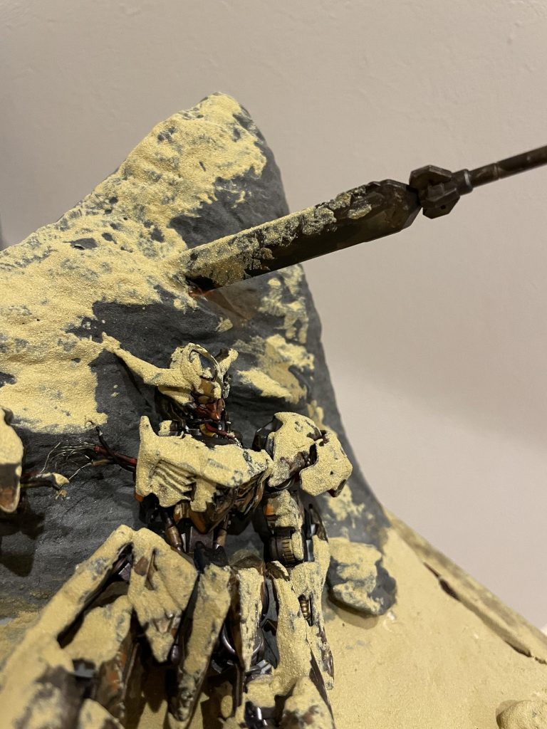 ソードメイスを岩にぶっ刺してみました。