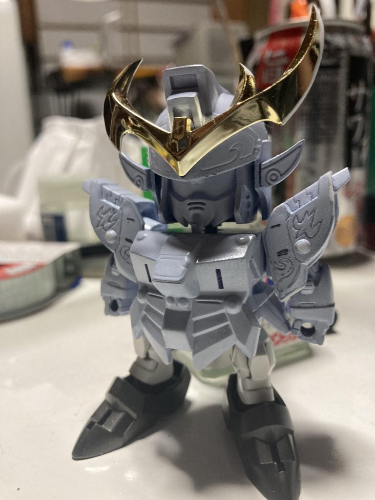 制作途中。ちょっと胴体大きいかなーと思ったので↓