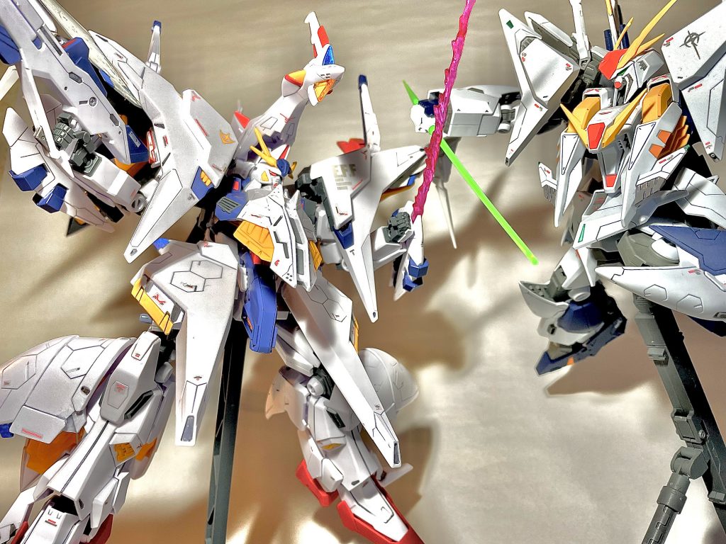 劇中ではガシガシ動いていたペーネロペー。クスィーとの戦闘シーンはよかったですね。少しでも同じ可動をめざしてがんばりました。次回作の公開が楽しみです。未発表のアルゴスユニットの出番はあるんでしょうか。自己満足ですが出来には満足してます。見ていただきありがとうございました。
